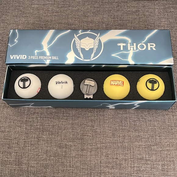 3-piece golf ball and golf ball marker Thor edition set - Picture 2 of 4
